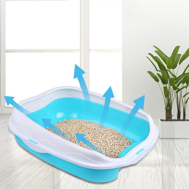 Oversized Splash-proof Cat With Sand In A Litter Box